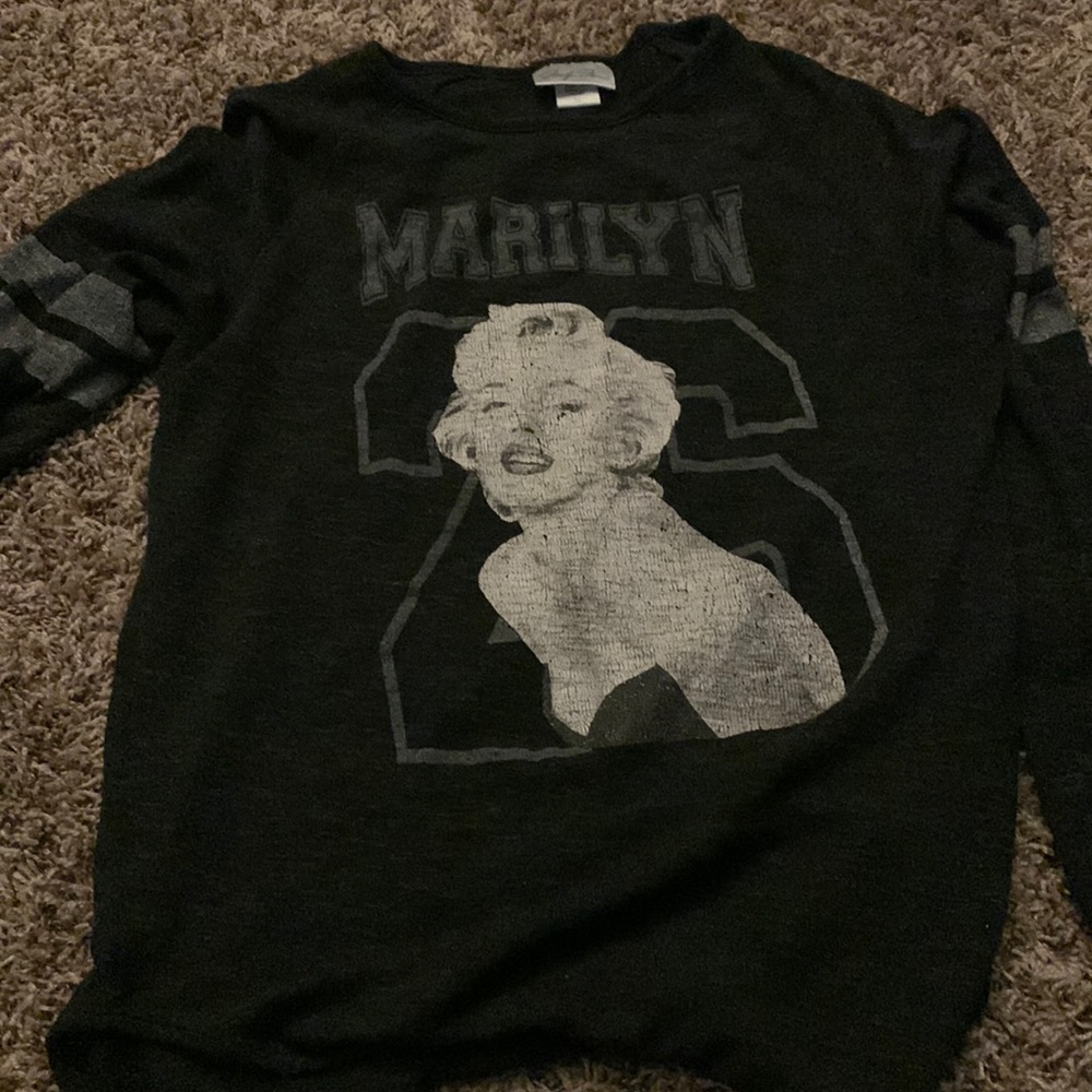 Marilyn Long Sleeve
